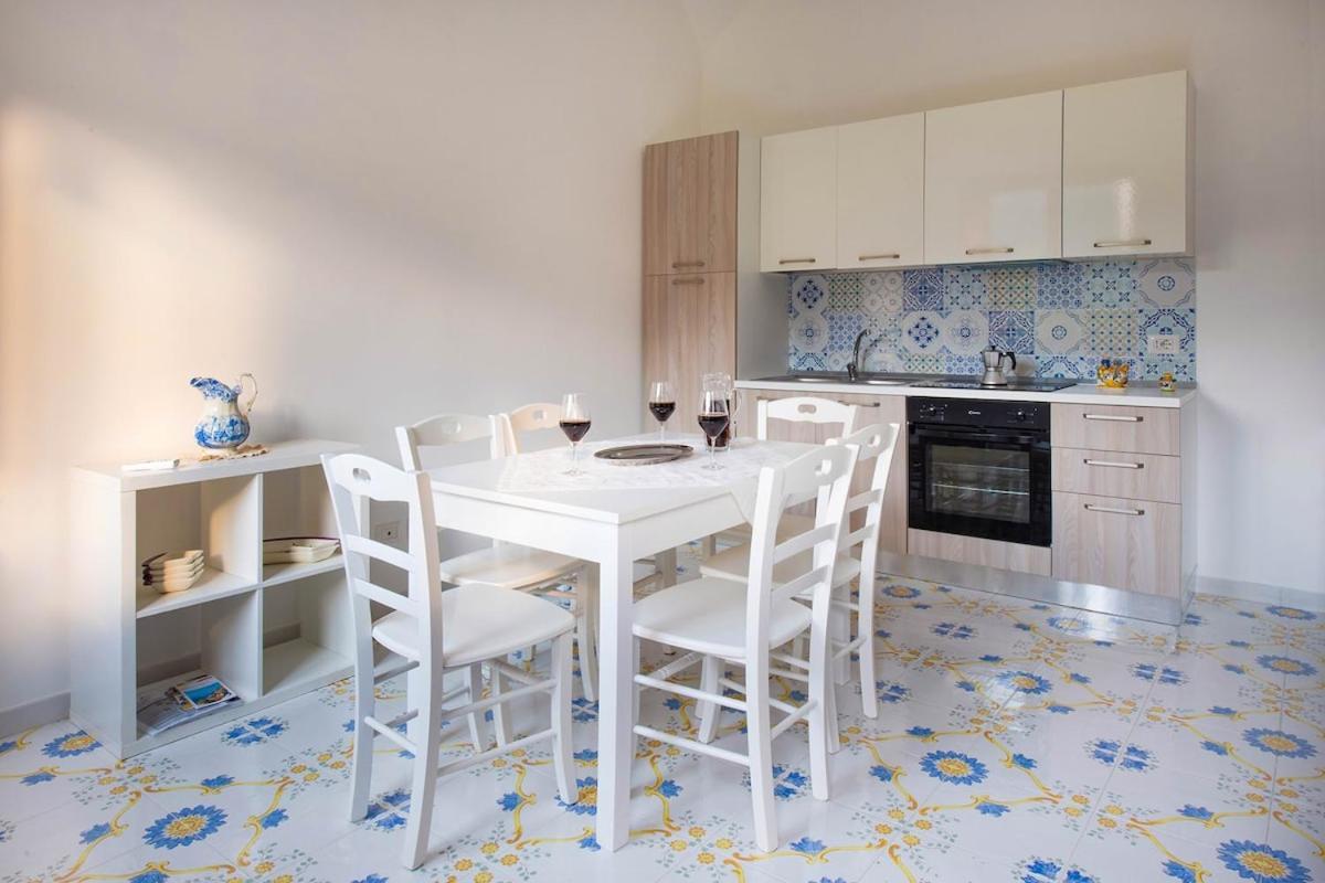 Domus Maresca Villa ซานตาเญลโล ภายนอก รูปภาพ